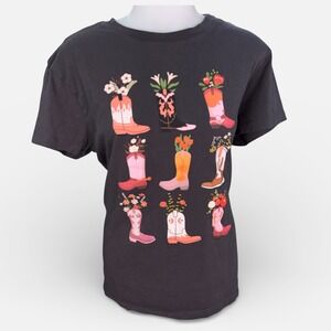 Cowboy Boot Floral Graphic T-Shirt Womens Medium Black Western Rodeo Boho Tee